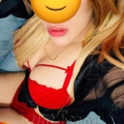 Roxy girl escort