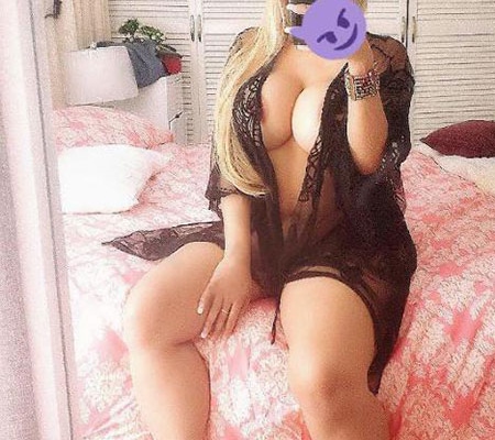 Roxana escort girl