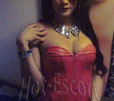 Sarah trans escort