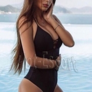 Karina girl escort