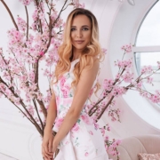 Alina escort girl