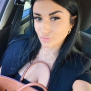 Yana escort girl